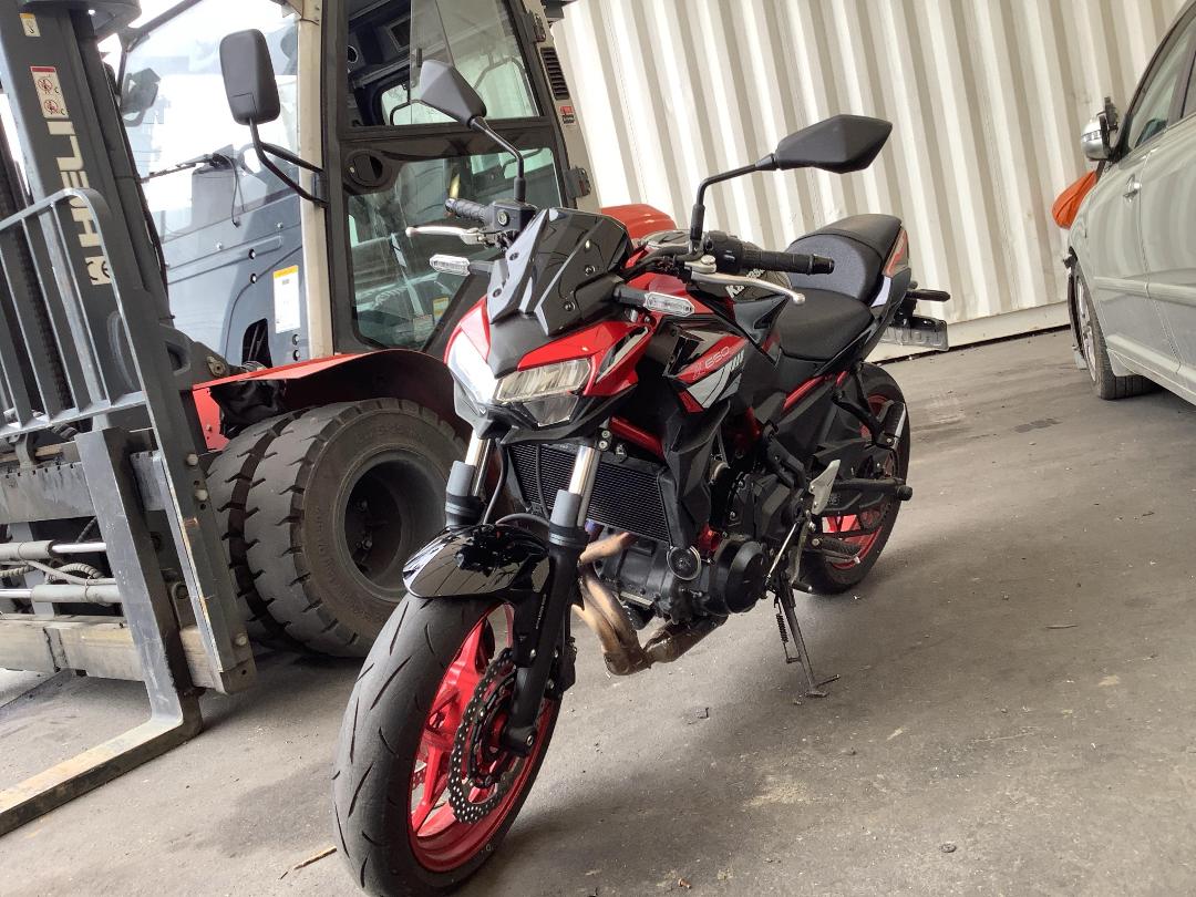Photo '3' of Kawasaki ER Z650 LAM