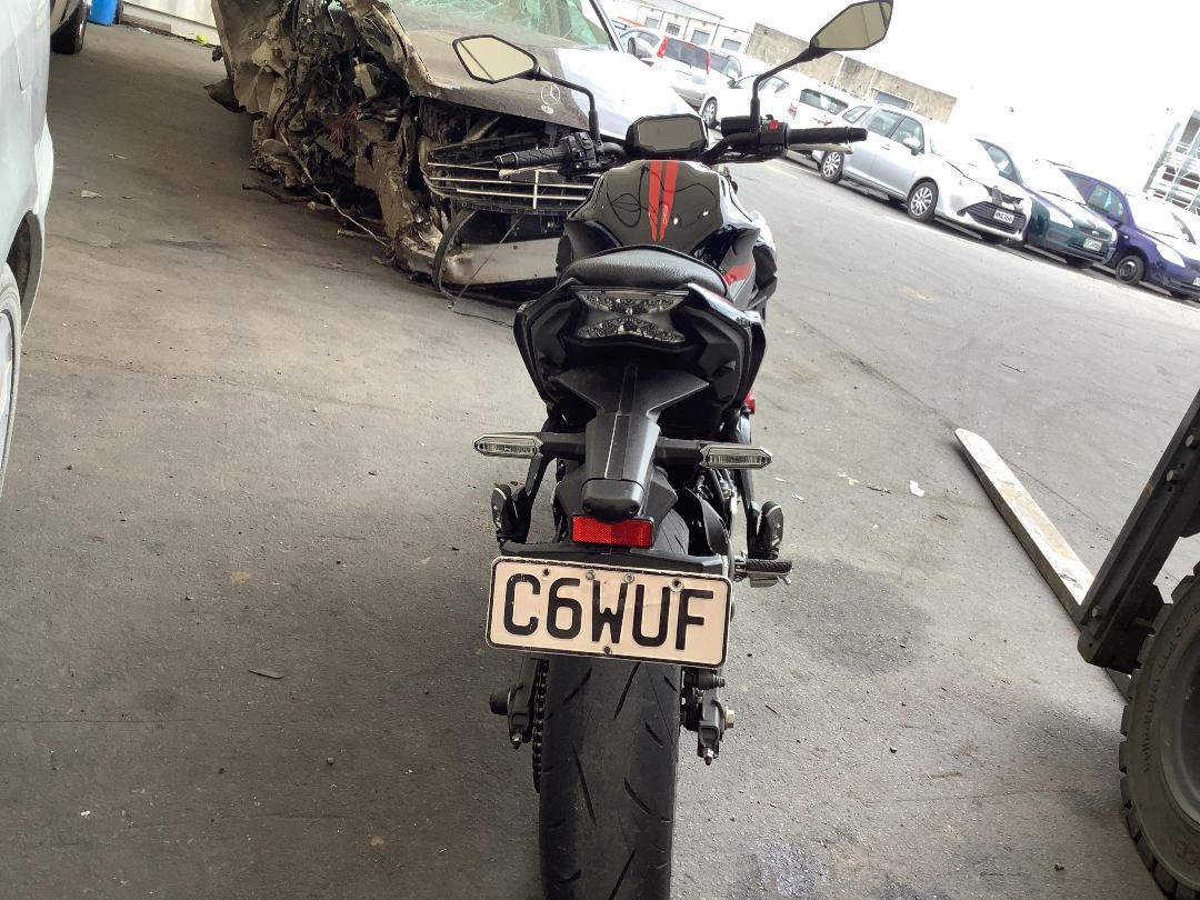 Photo '7' of Kawasaki ER Z650 LAM