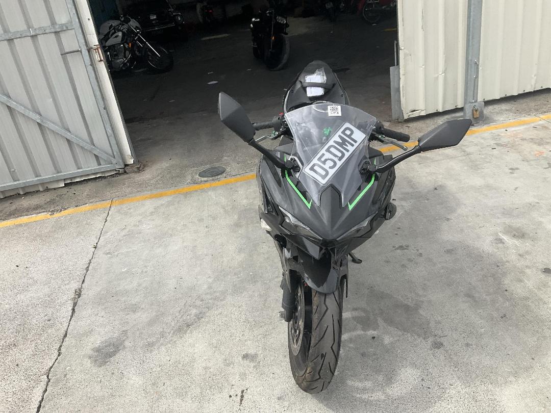 Photo '3' of Kawasaki EX 500G