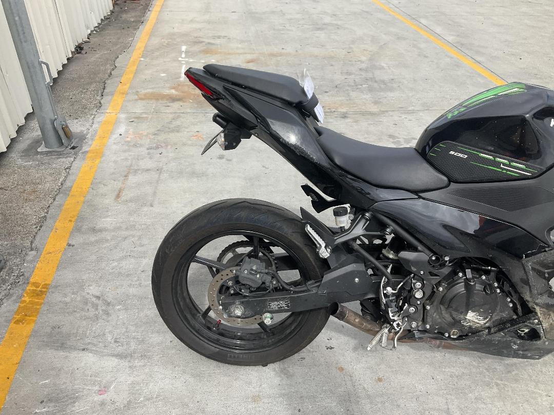 Photo '13' of Kawasaki EX 500G