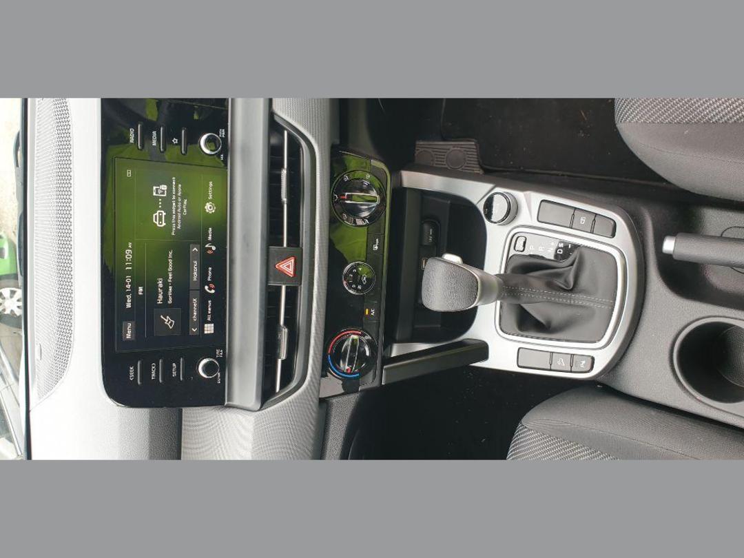 Photo '9' of KIA Seltos LX