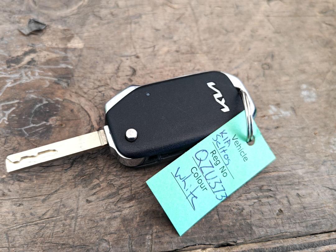 Photo '21' of KIA Seltos LX