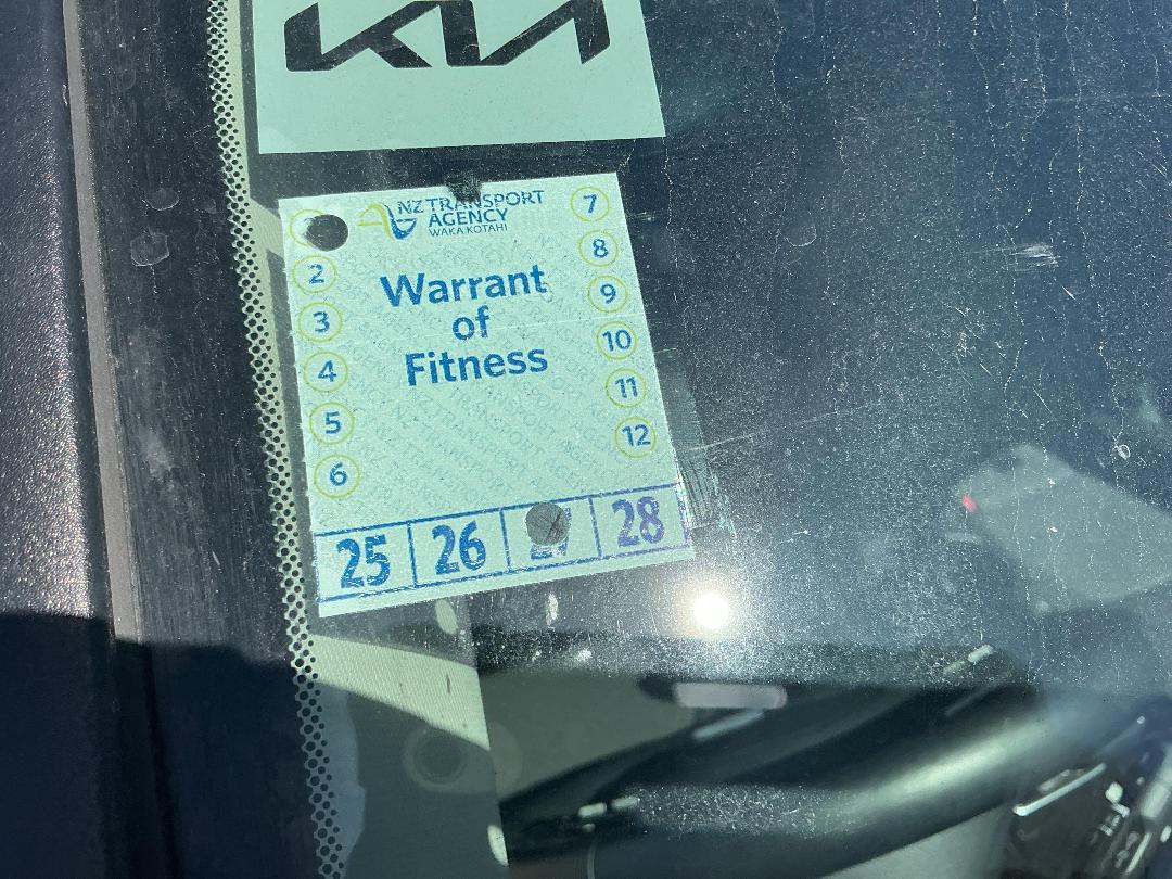 Photo '17' of KIA Sportage LX+ Photo '17' of KIA Sportage LX+