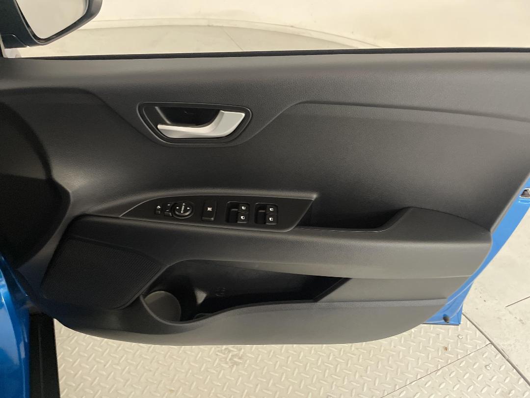 Photo '15' of KIA Stonic