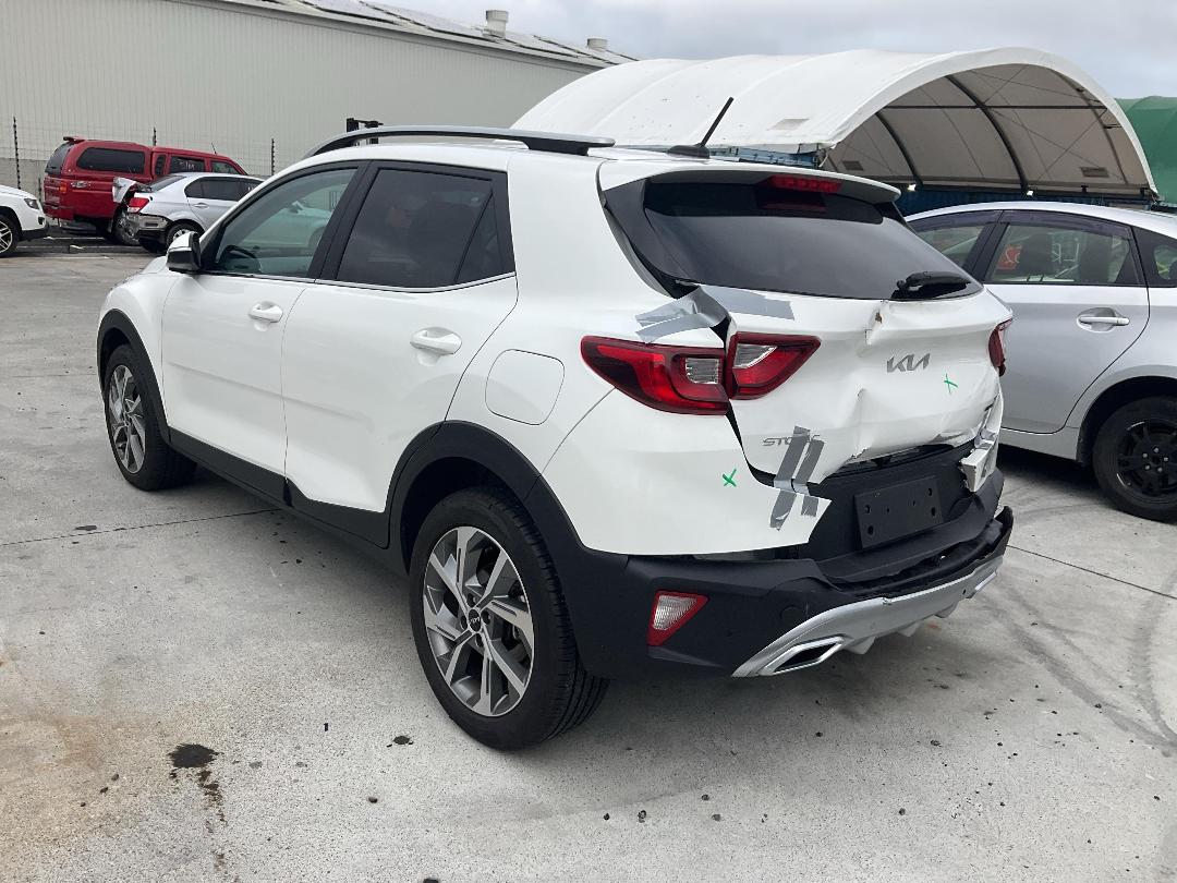 Photo '6' of KIA Stonic LX-T