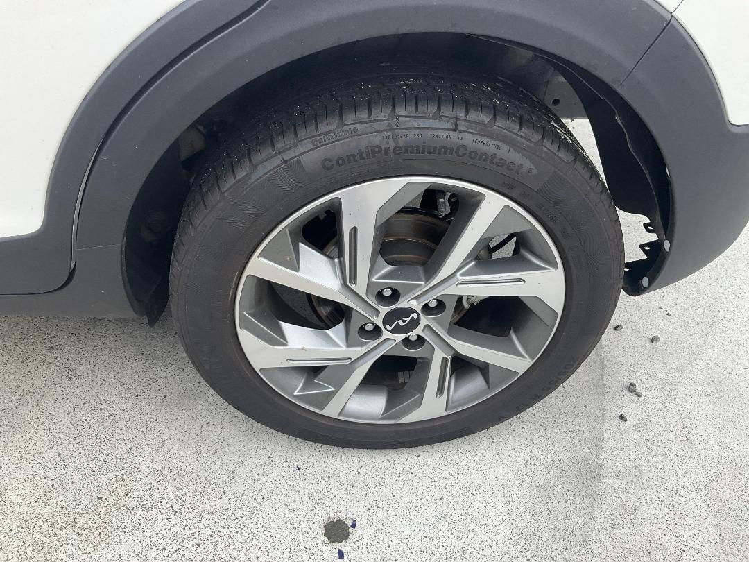 Photo '5' of KIA Stonic LX-T