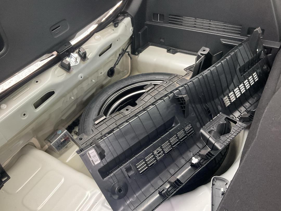 Photo '14' of KIA Stonic LX-T