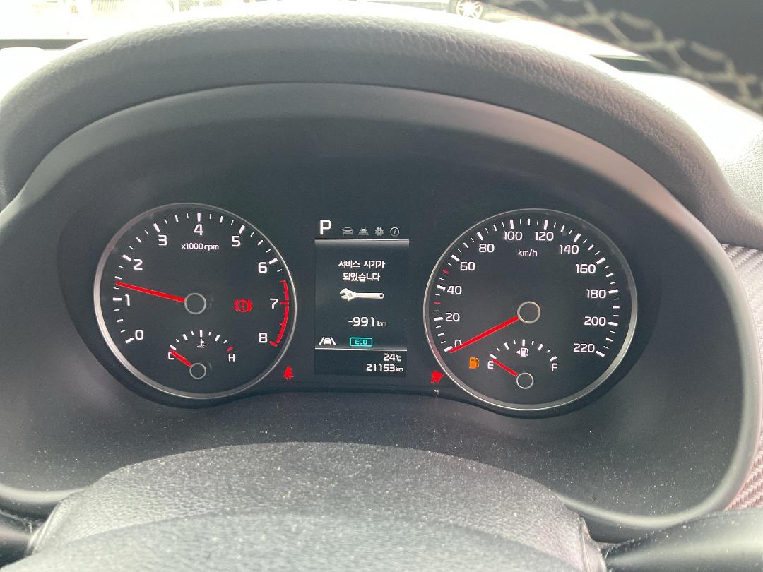 Photo '16' of KIA Stonic LX-T