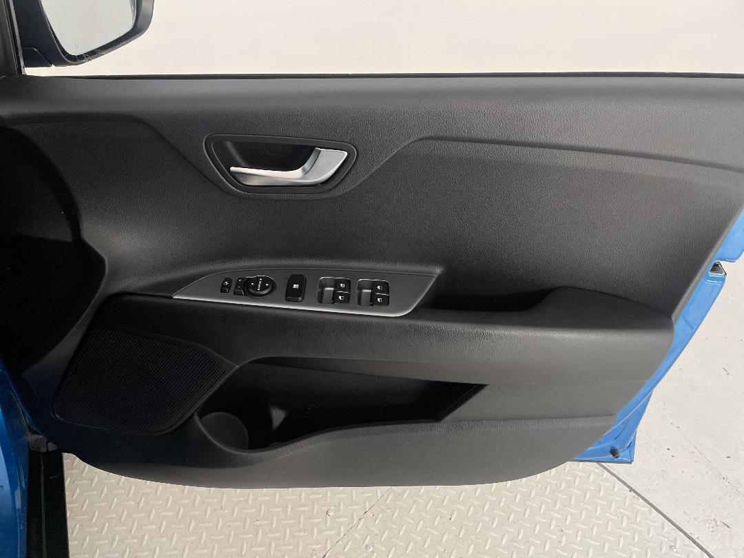 Photo '15' of KIA Stonic Photo '15' of KIA Stonic