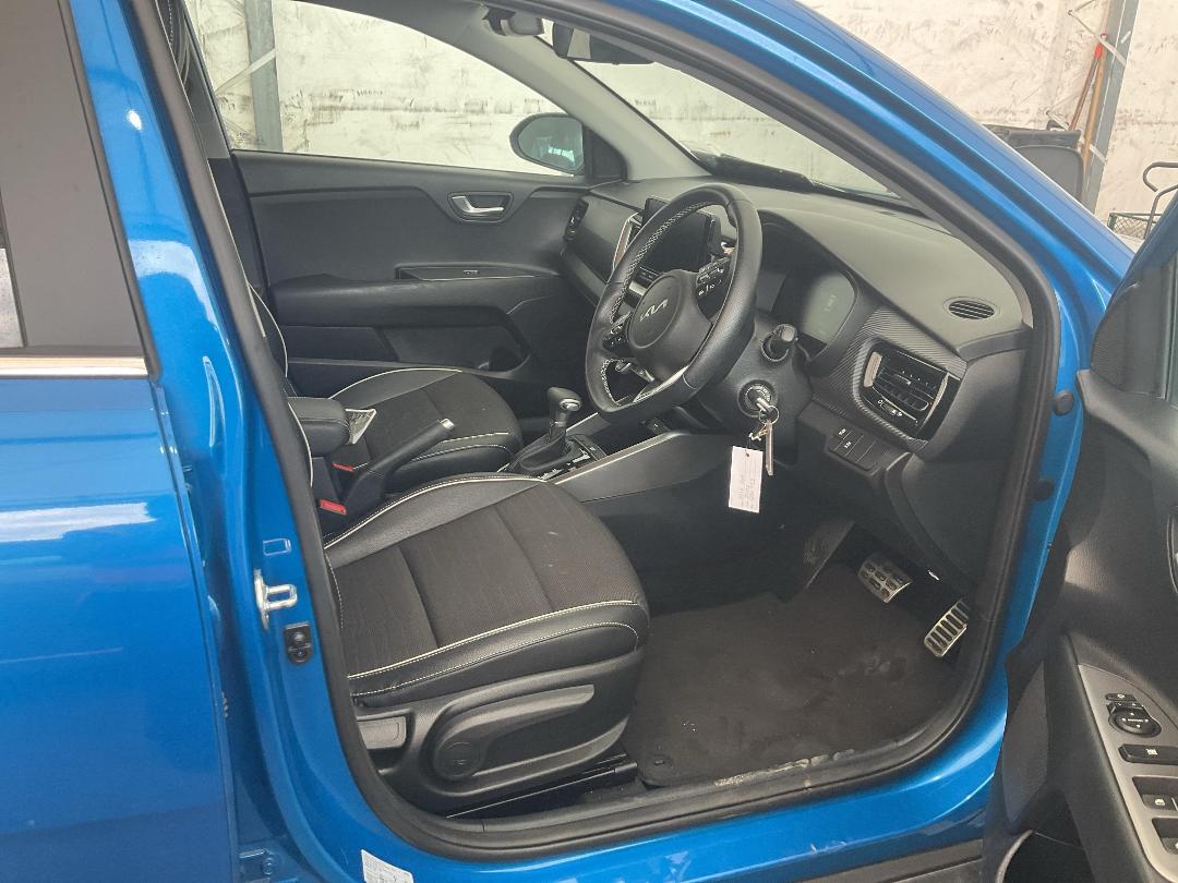 Photo '16' of KIA Stonic LX-T