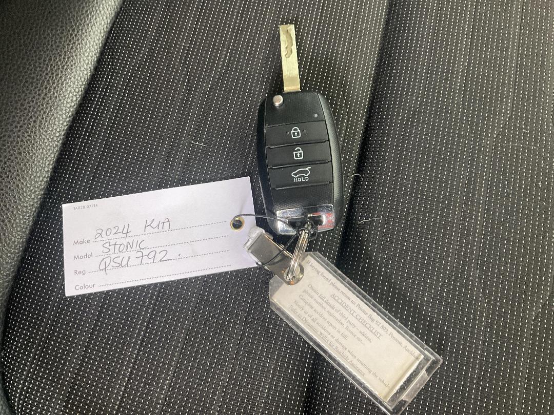 Photo '19' of KIA Stonic LX-T