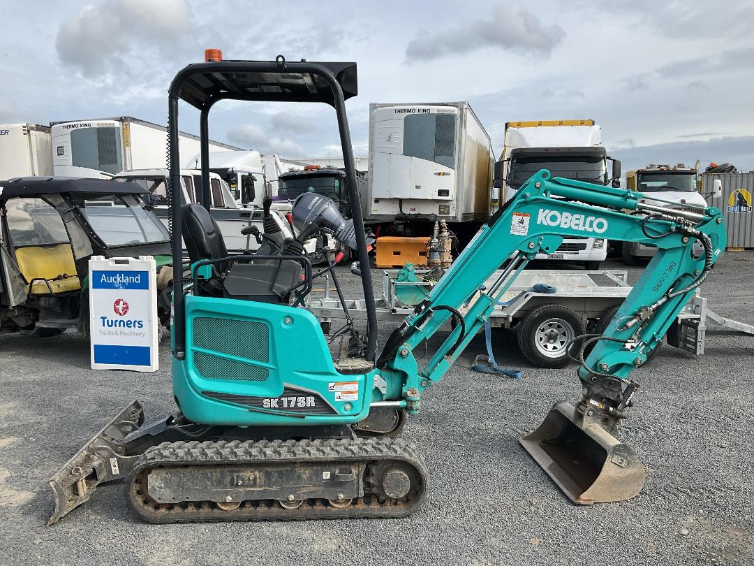 Photo '4' of KOBELCO SK17SR-6 Excavator