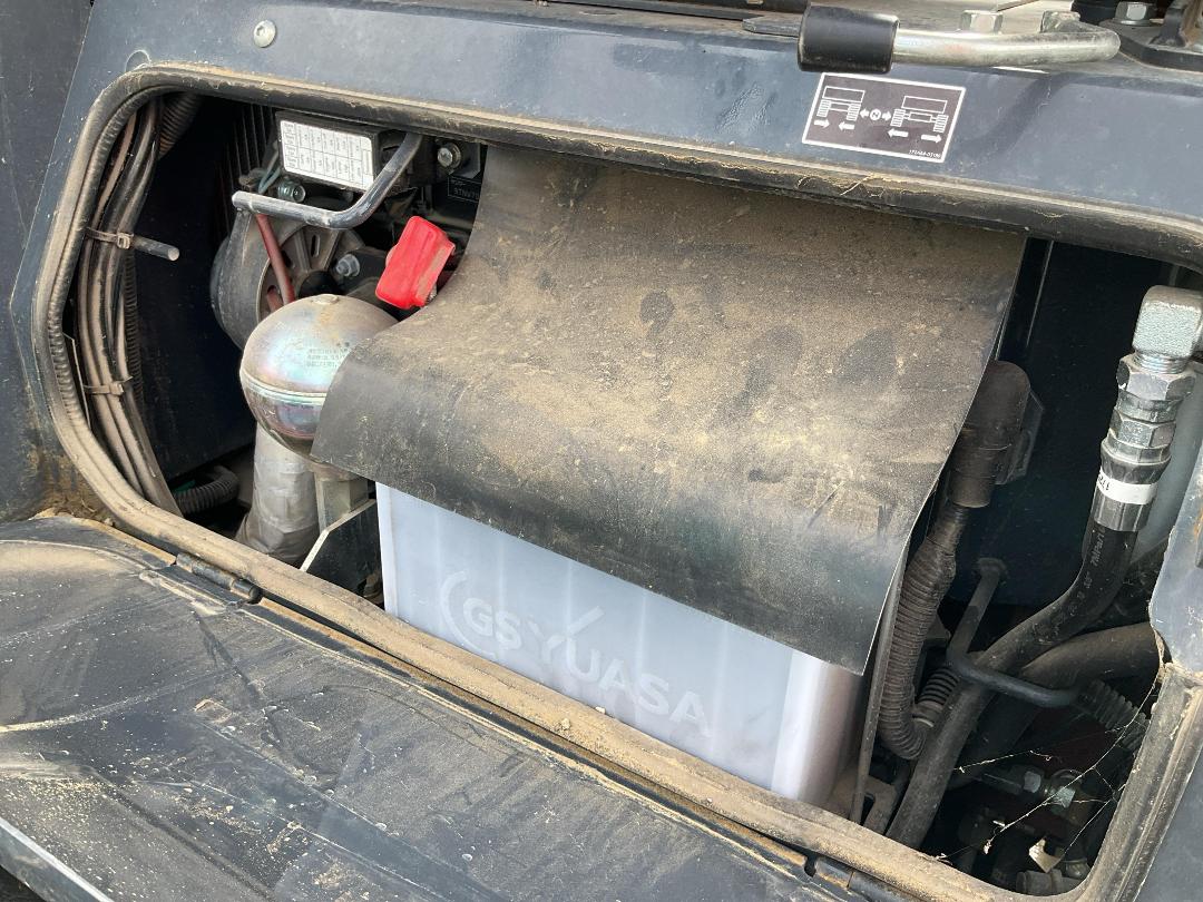 Photo '27' of KOBELCO SK17SR-6 Excavator