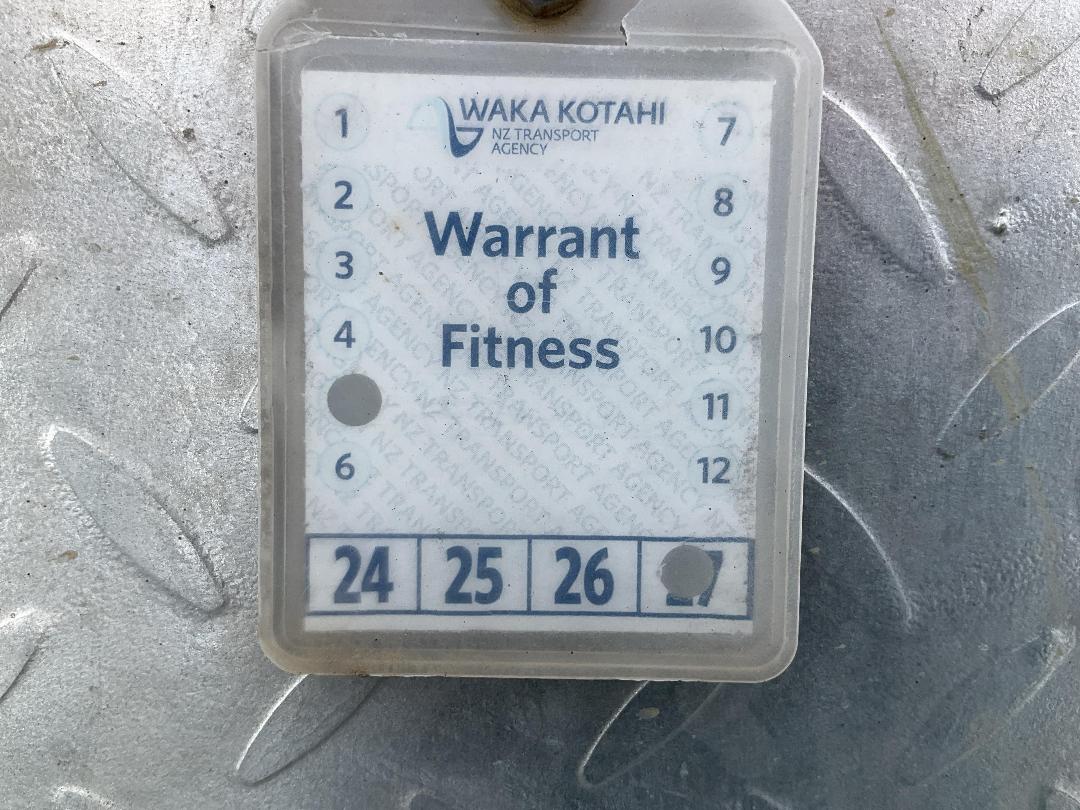 Photo '40' of KOBELCO SK17SR-6 Excavator