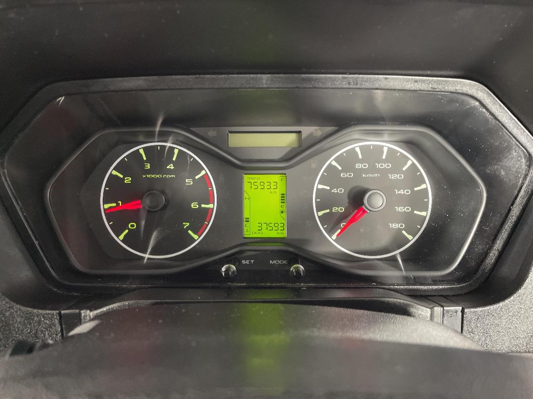 Photo '21' of Mahindra Pikup