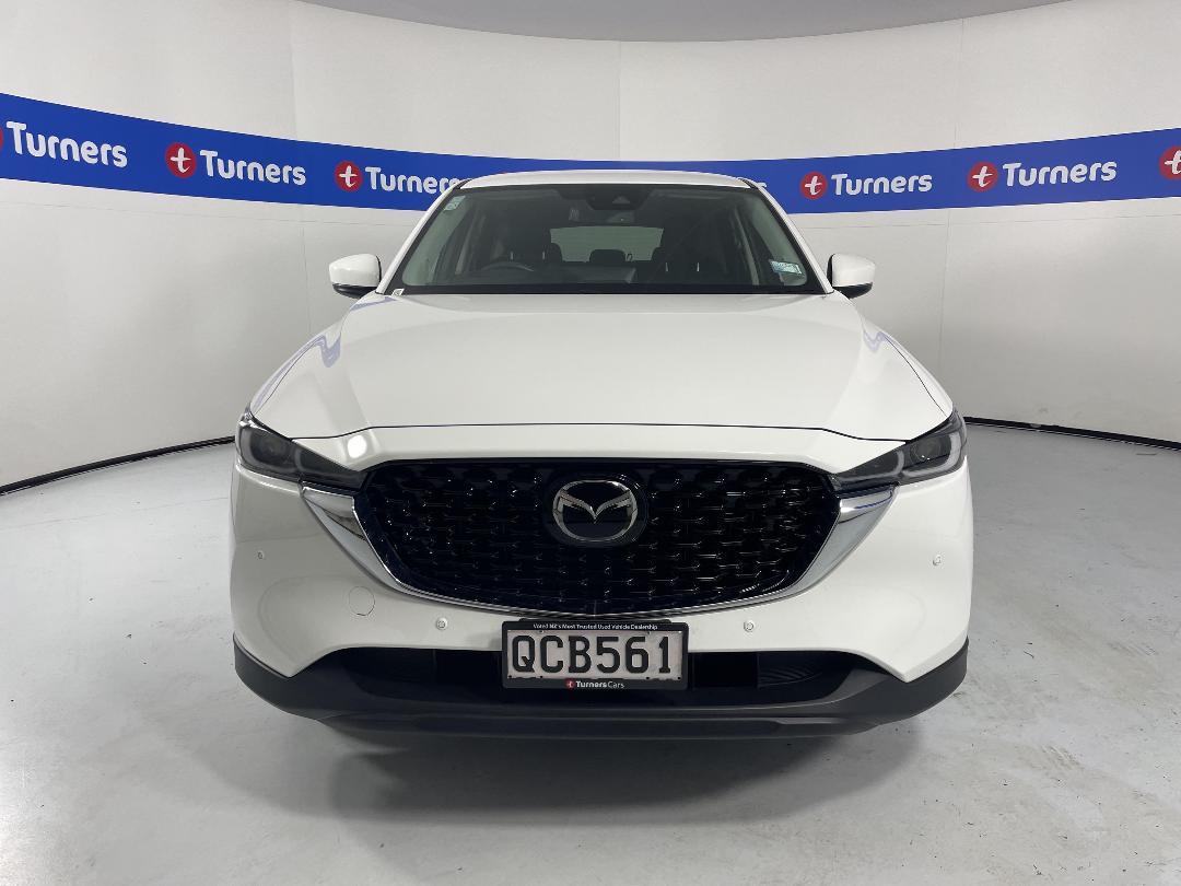 Photo '2' of Mazda CX-5