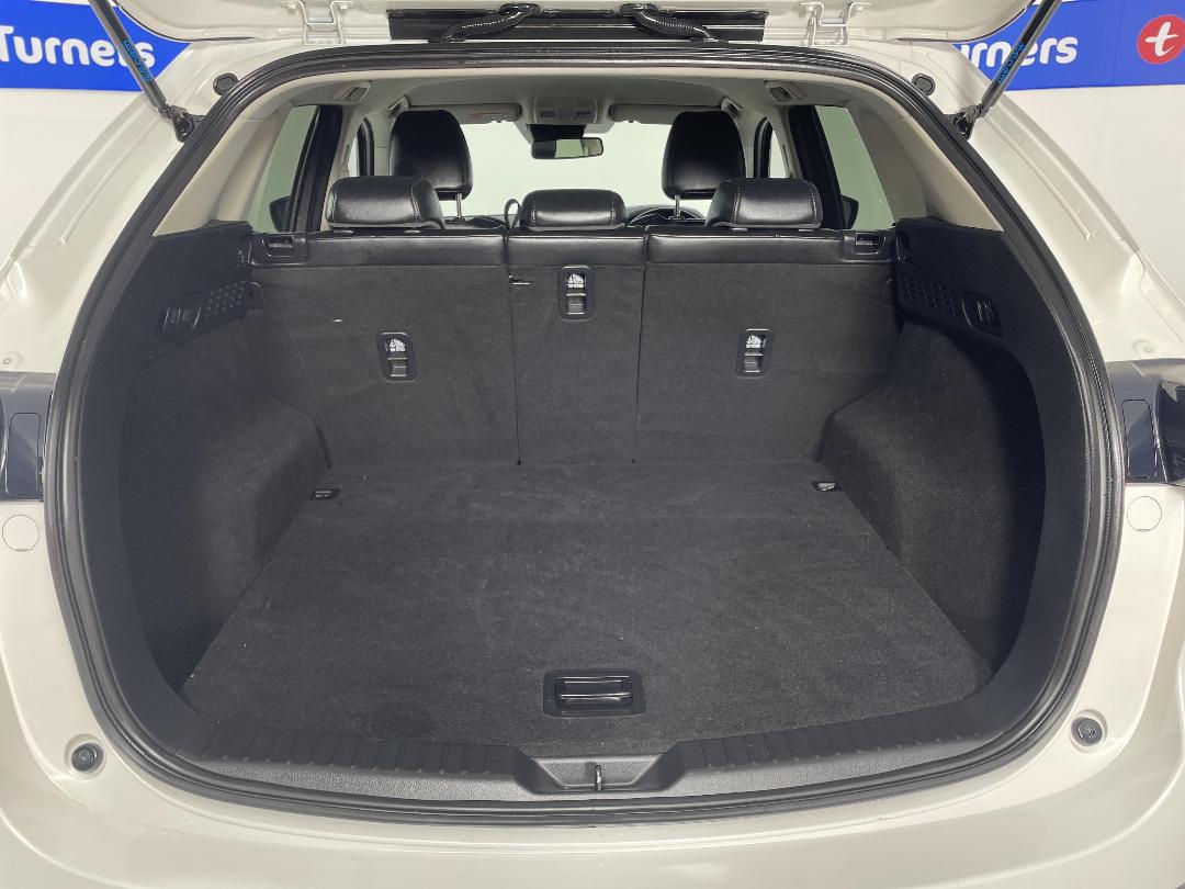 Photo '14' of Mazda CX-5 Photo '14' of Mazda CX-5