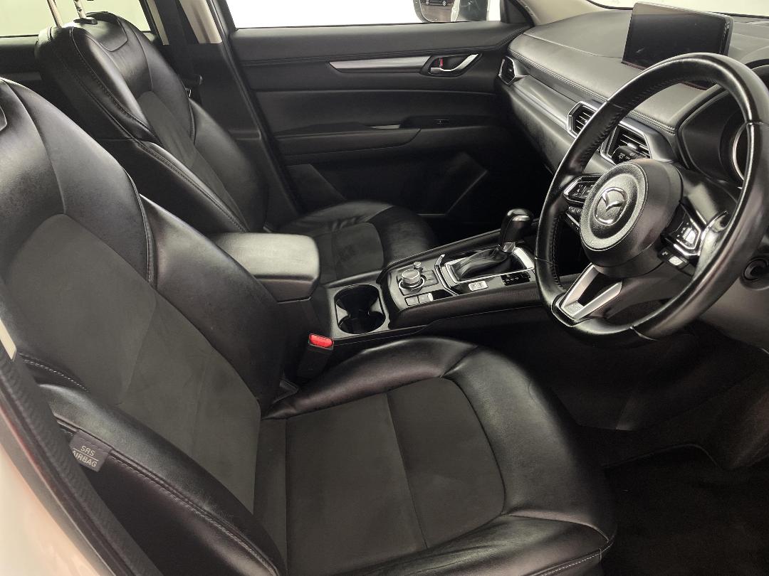 Photo '16' of Mazda CX-5 Photo '16' of Mazda CX-5