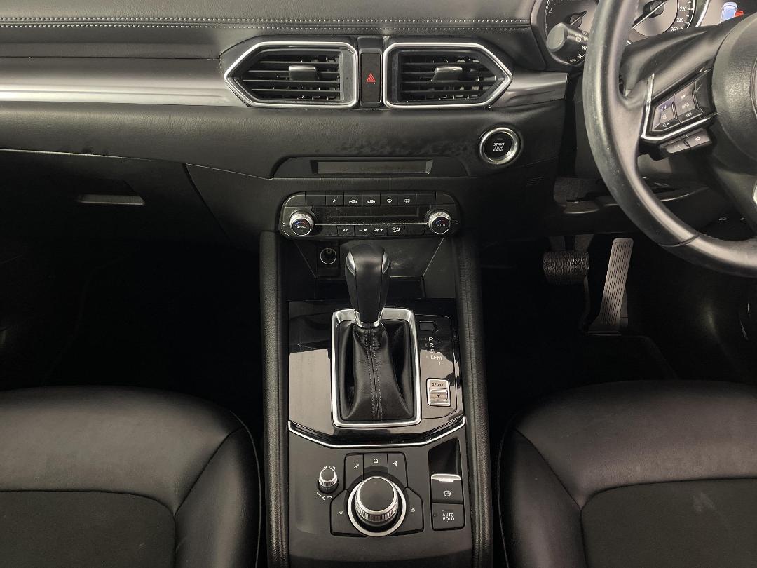 Photo '18' of Mazda CX-5 Photo '18' of Mazda CX-5