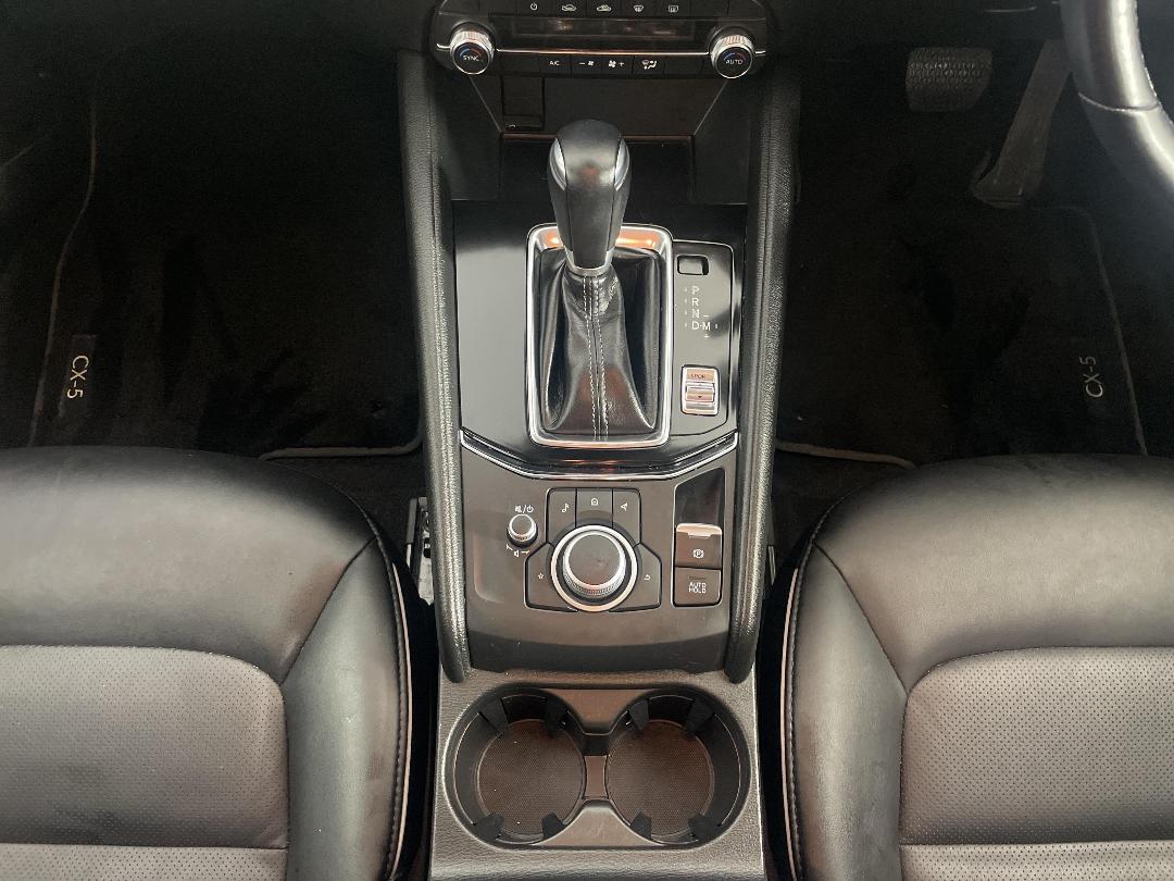 Photo '18' of Mazda CX-5