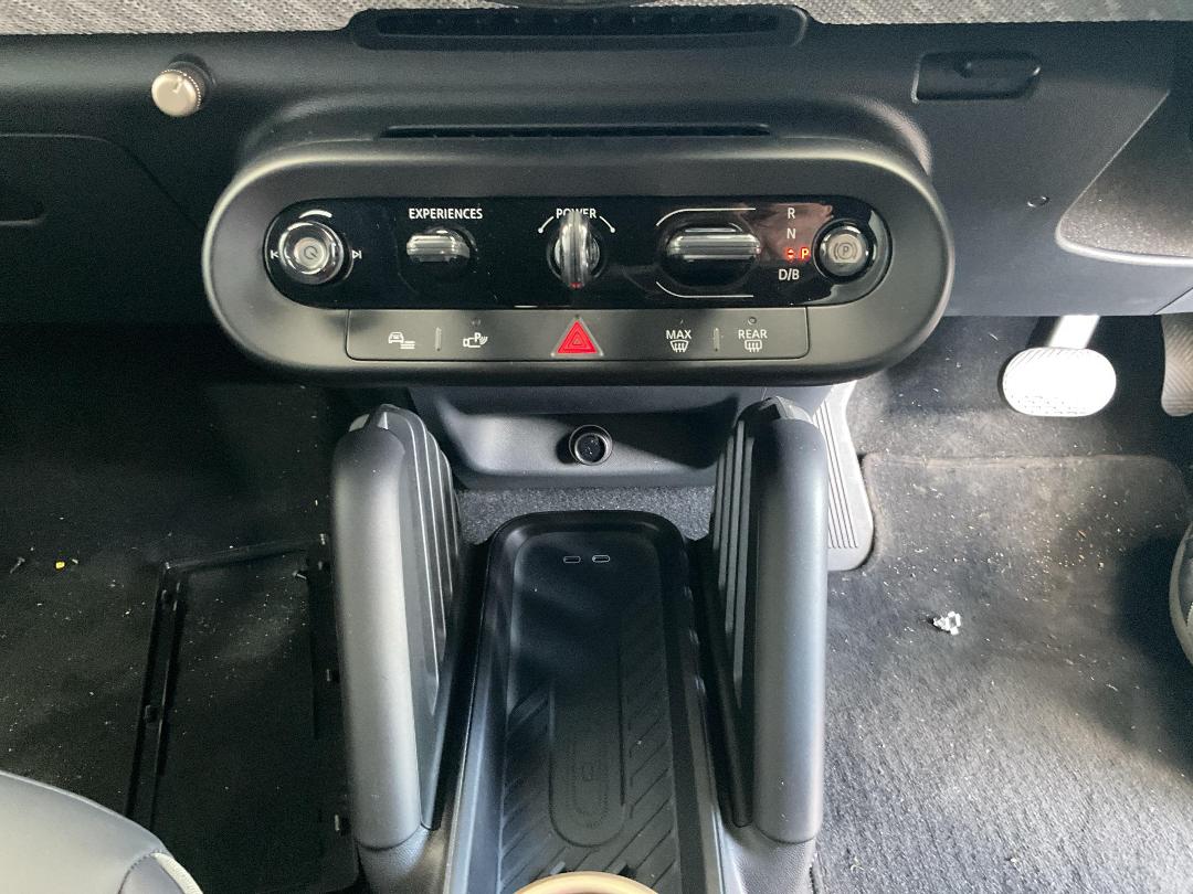 Photo '12' of Mini Cooper SE