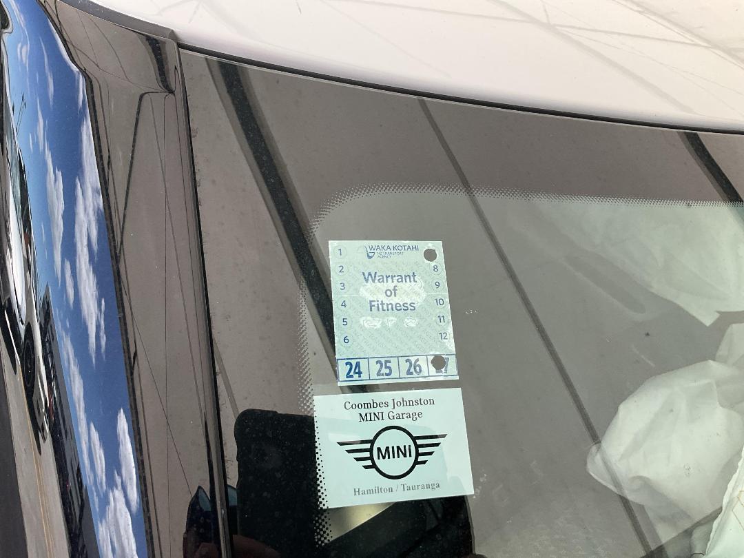 Photo '13' of Mini Cooper SE