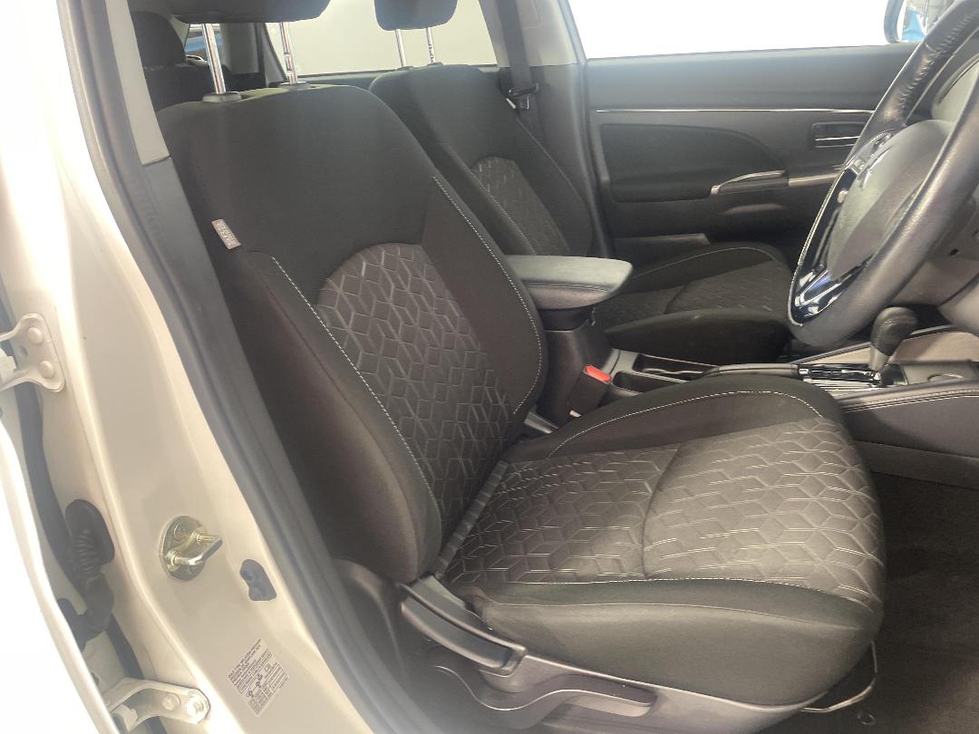 Photo '16' of Mitsubishi ASX