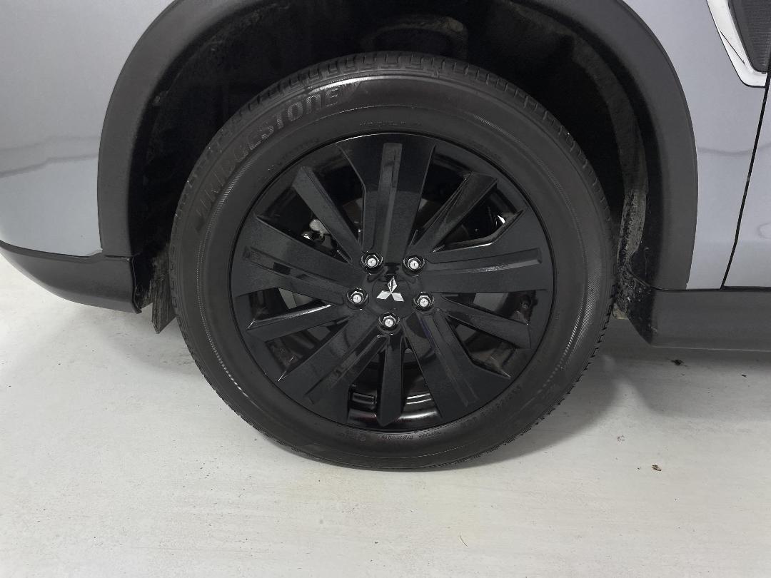 Photo '10' of Mitsubishi ASX