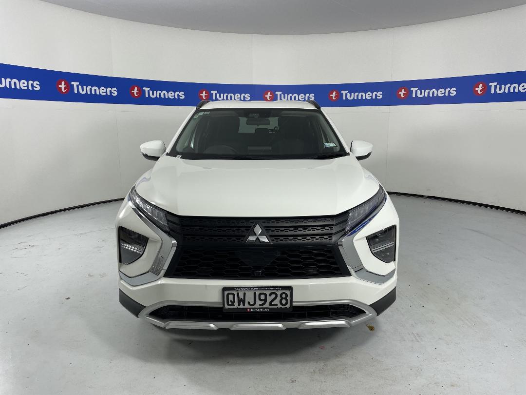 Photo '2' of Mitsubishi Eclipse Cross Photo '2' of Mitsubishi Eclipse Cross