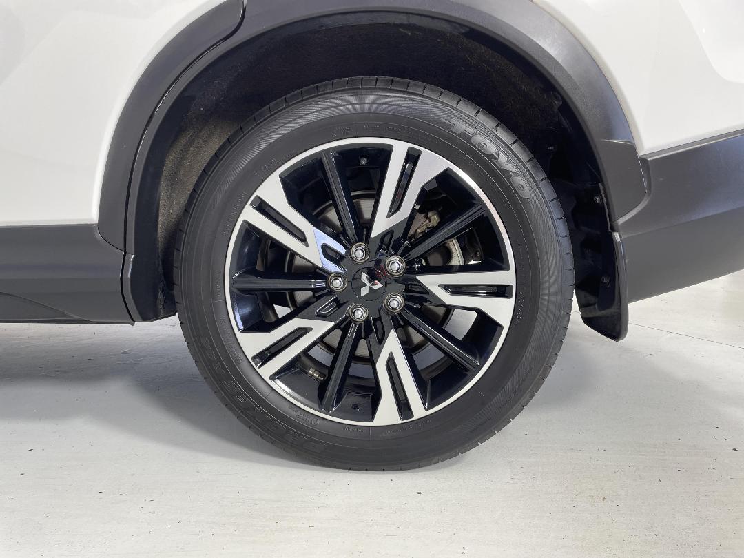 Photo '11' of Mitsubishi Eclipse Cross Photo '11' of Mitsubishi Eclipse Cross