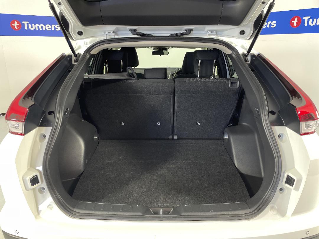 Photo '14' of Mitsubishi Eclipse Cross Photo '14' of Mitsubishi Eclipse Cross