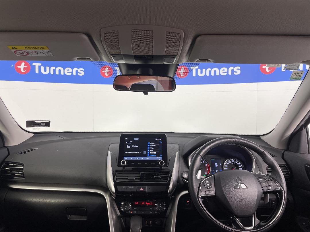 Photo '17' of Mitsubishi Eclipse Cross Photo '17' of Mitsubishi Eclipse Cross