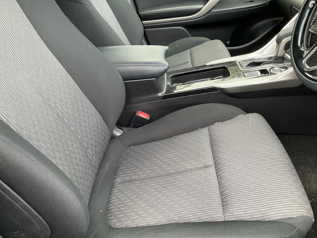 Photo '14' of Mitsubishi Eclipse Cross XLS