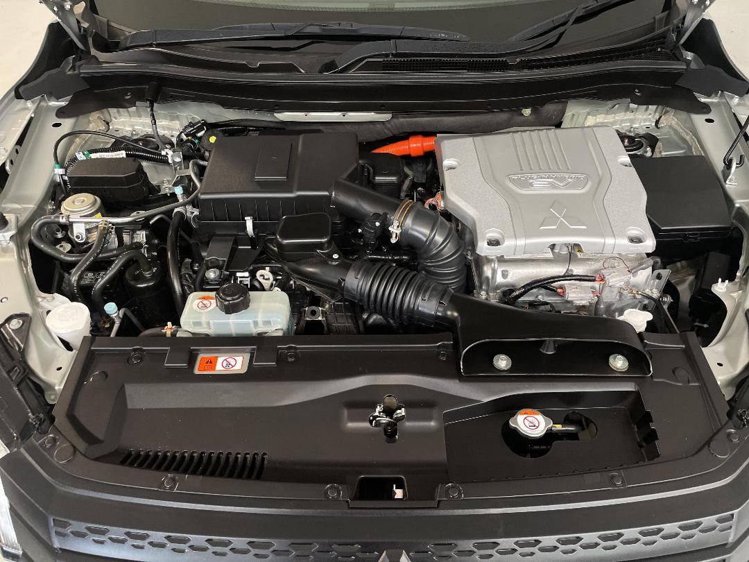 Photo '13' of Mitsubishi Eclipse Cross