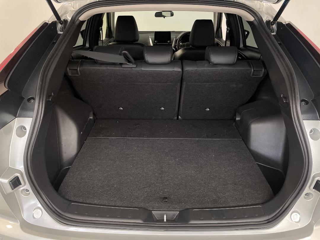 Photo '14' of Mitsubishi Eclipse Cross