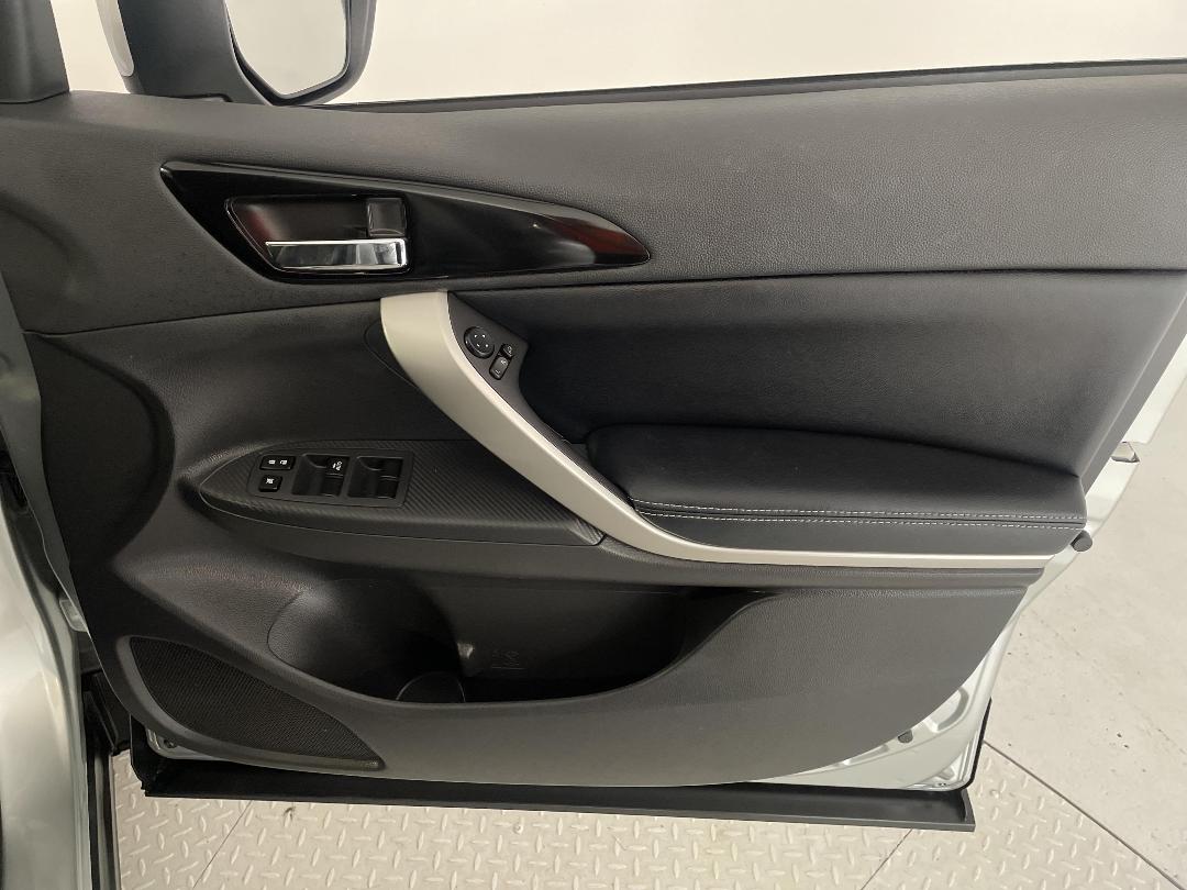 Photo '15' of Mitsubishi Eclipse Cross