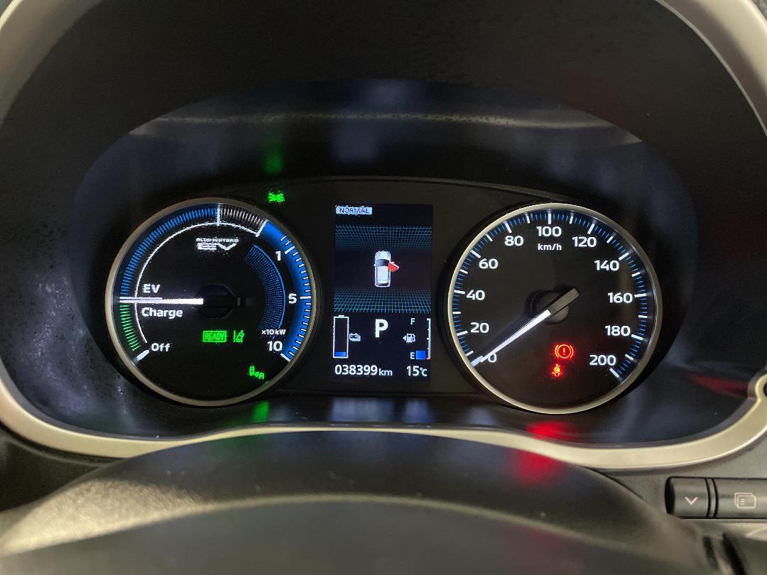 Photo '21' of Mitsubishi Eclipse Cross