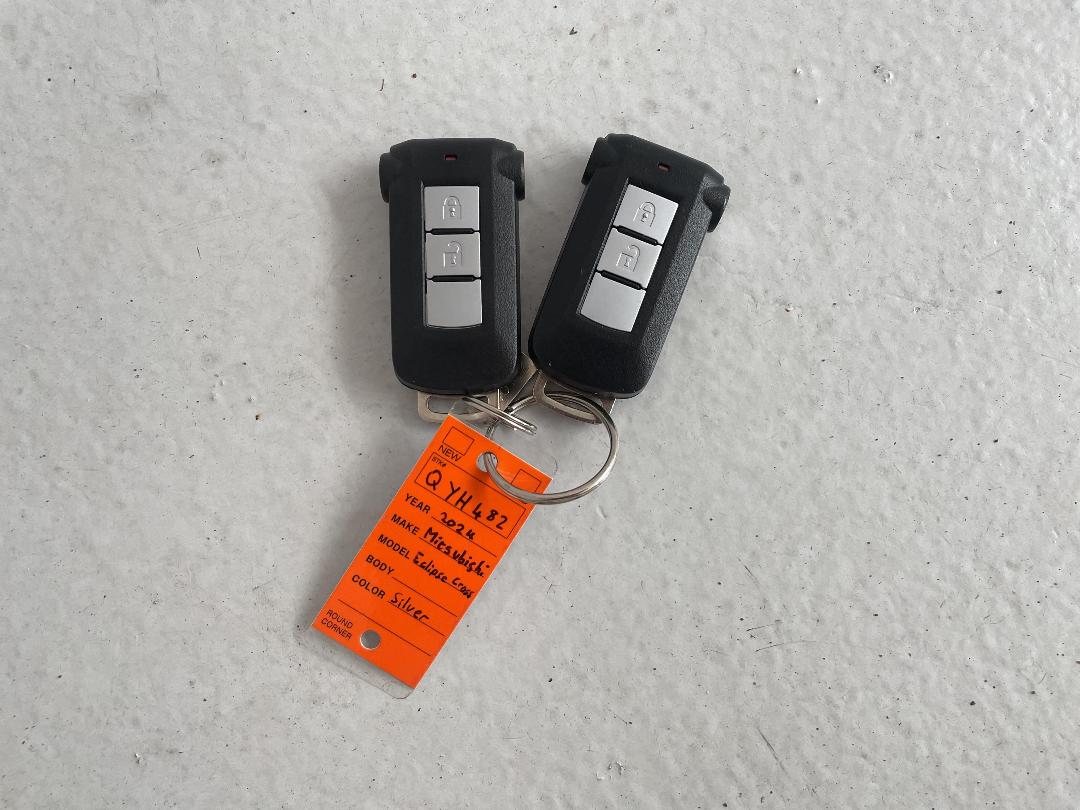 Photo '22' of Mitsubishi Eclipse Cross