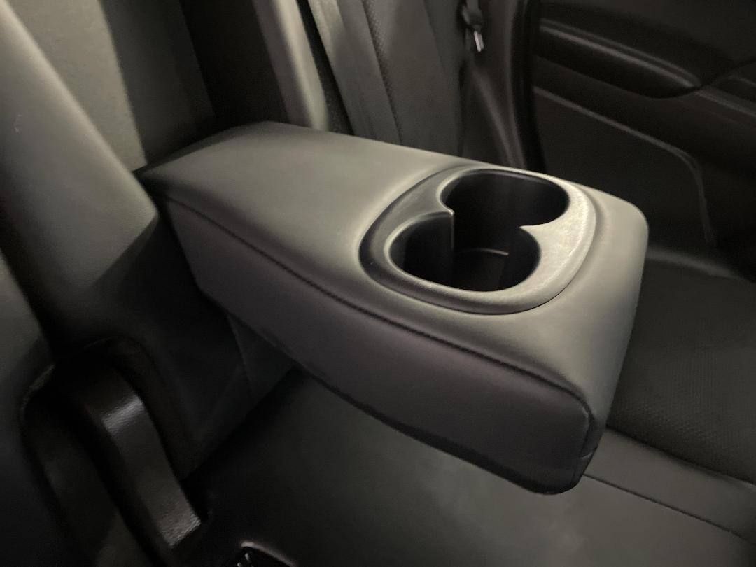 Photo '23' of Mitsubishi Eclipse Cross