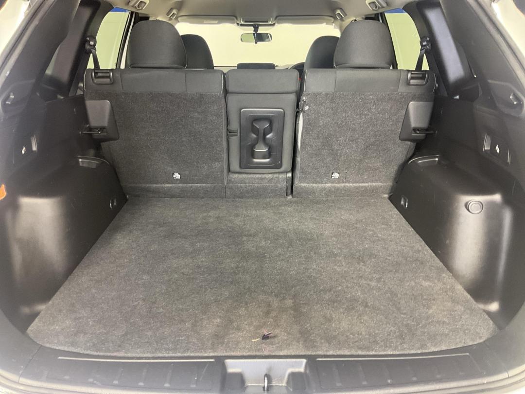 Photo '14' of Mitsubishi Outlander