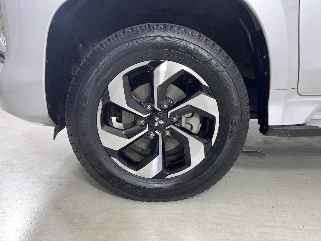 Photo '10' of Mitsubishi Pajero Sport