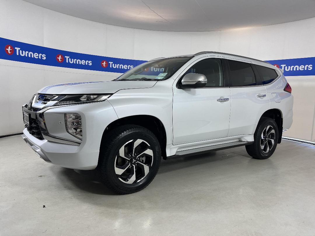 Photo '4' of Mitsubishi Pajero Sport