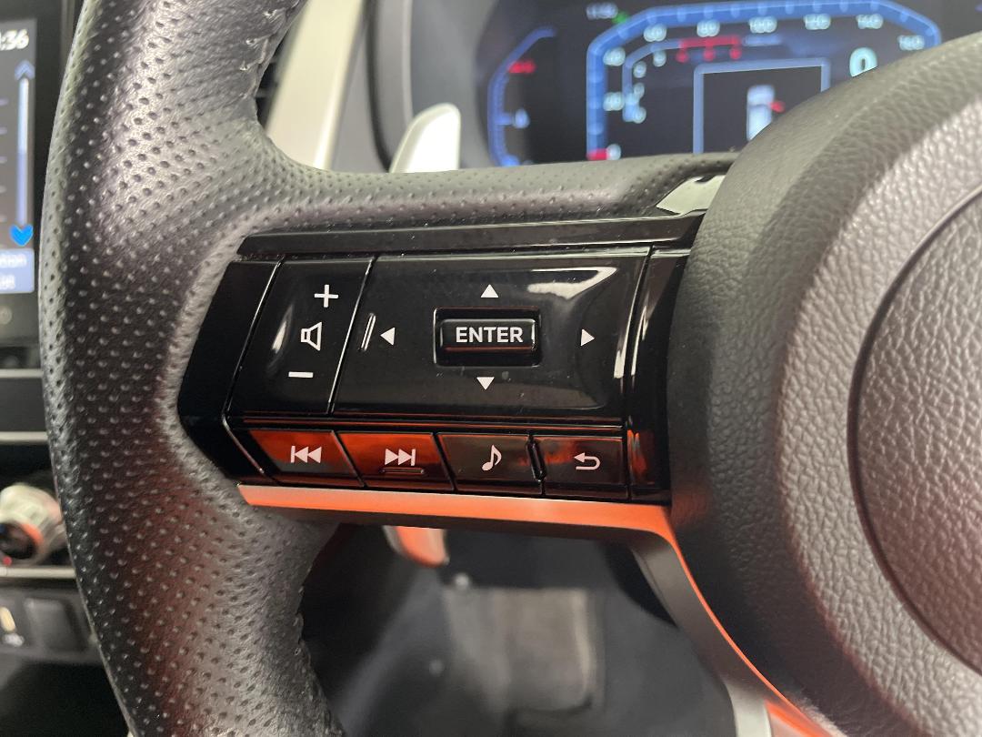 Photo '24' of Mitsubishi Pajero Sport