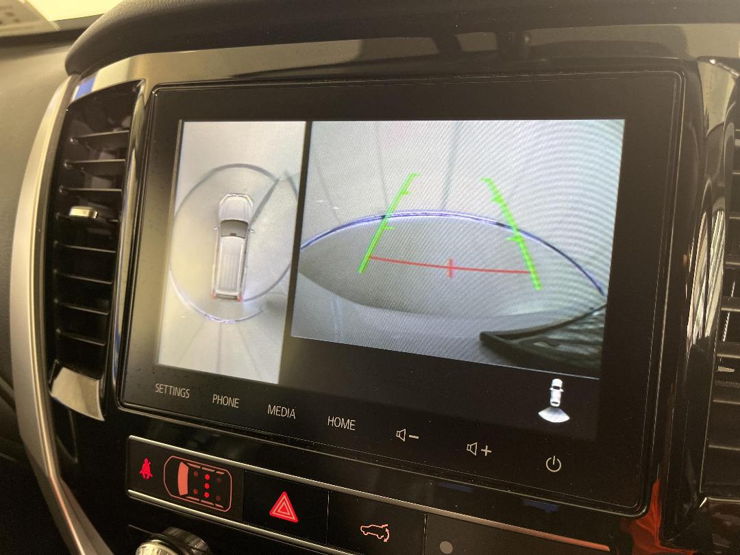 Photo '23' of Mitsubishi Pajero Sport