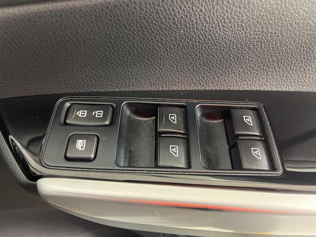 Photo '26' of Mitsubishi Pajero Sport