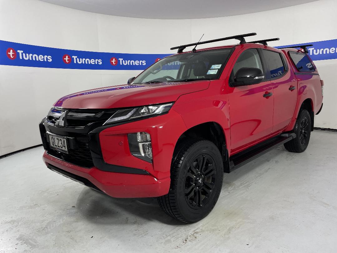 Photo '4' of Mitsubishi Triton