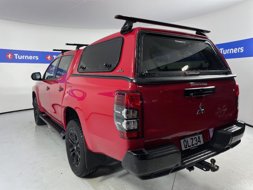 Photo '5' of Mitsubishi Triton