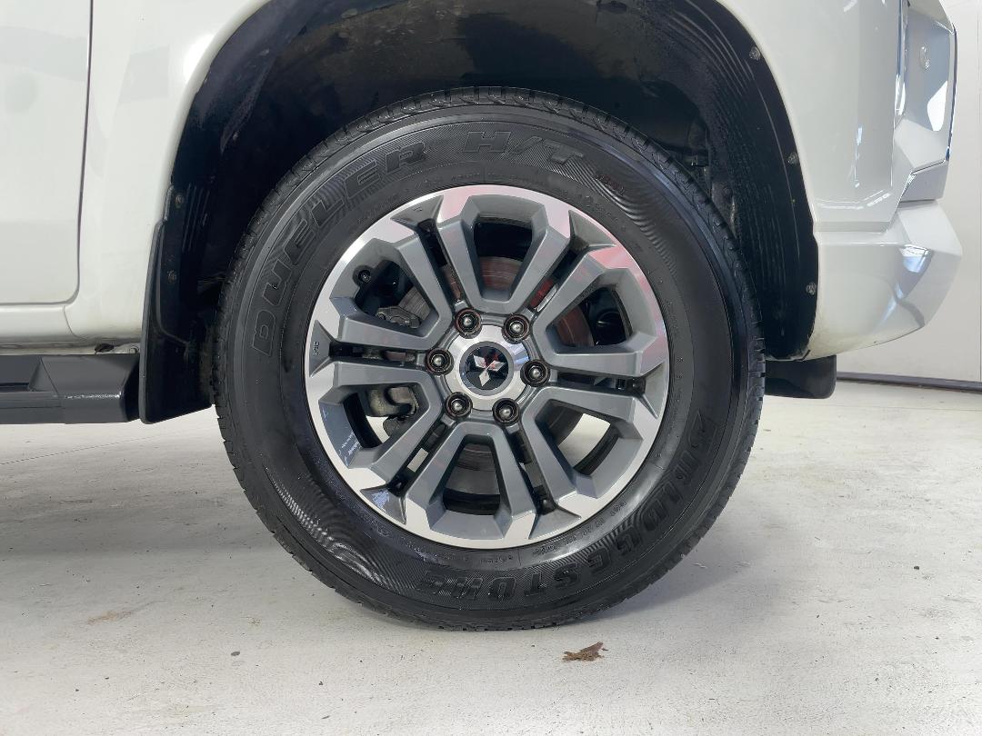 Photo '9' of Mitsubishi Triton Photo '9' of Mitsubishi Triton