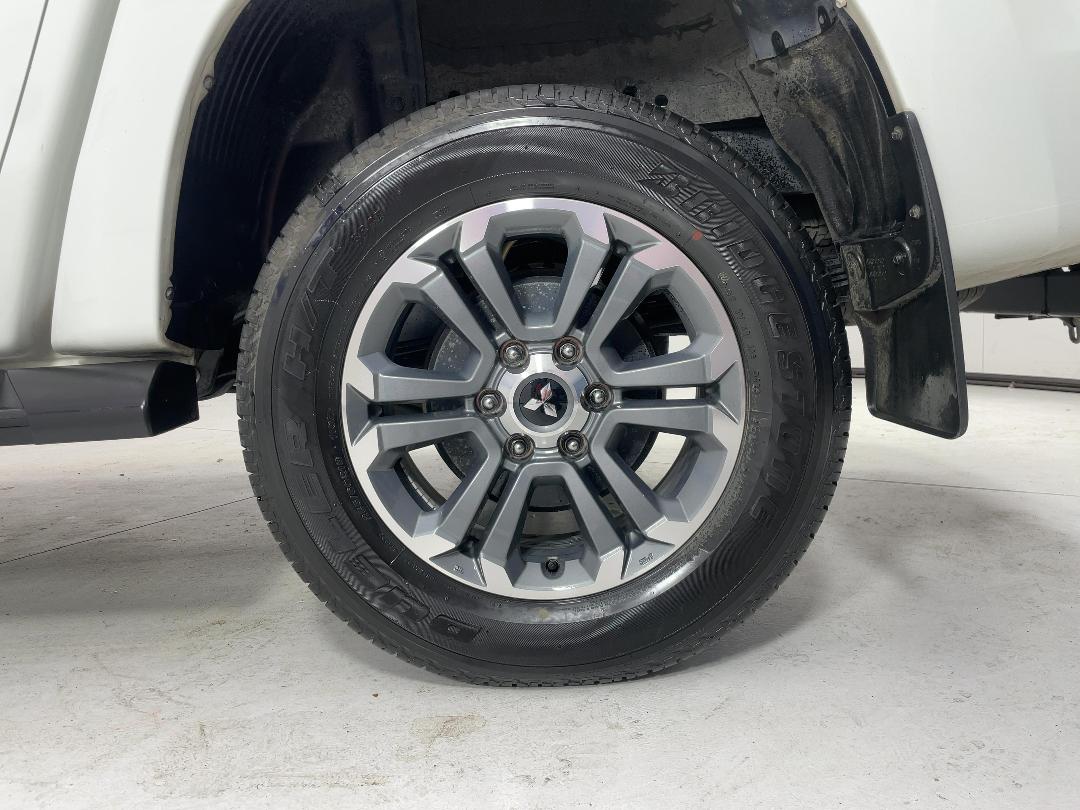 Photo '11' of Mitsubishi Triton Photo '11' of Mitsubishi Triton