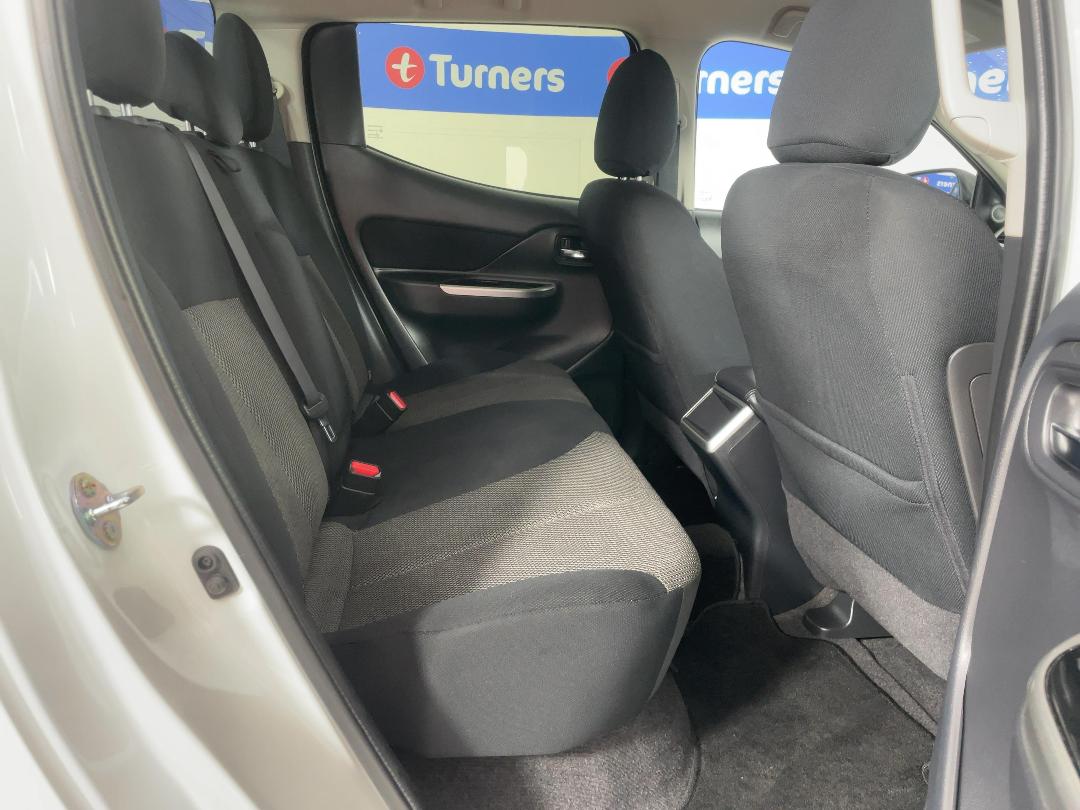 Photo '20' of Mitsubishi Triton Photo '20' of Mitsubishi Triton